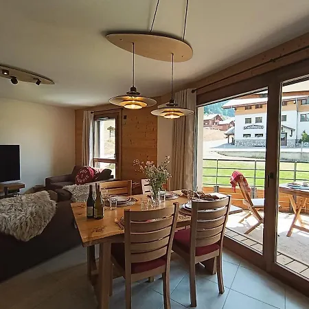 New Apt, 100m From Lift Lägenhet Châtel