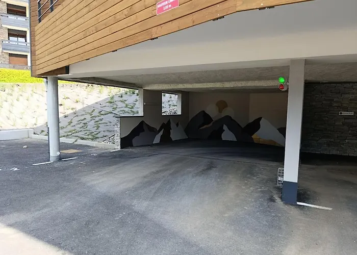 شقة New Apt, 100m From Lift شاتيل