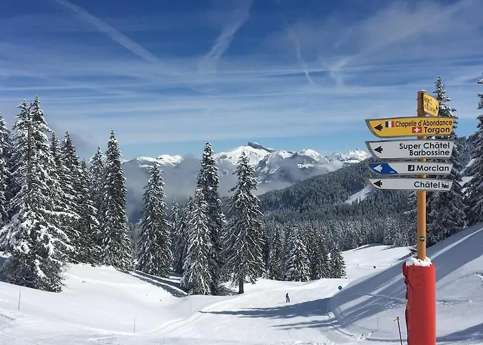 New Apt, 100m From Lift *