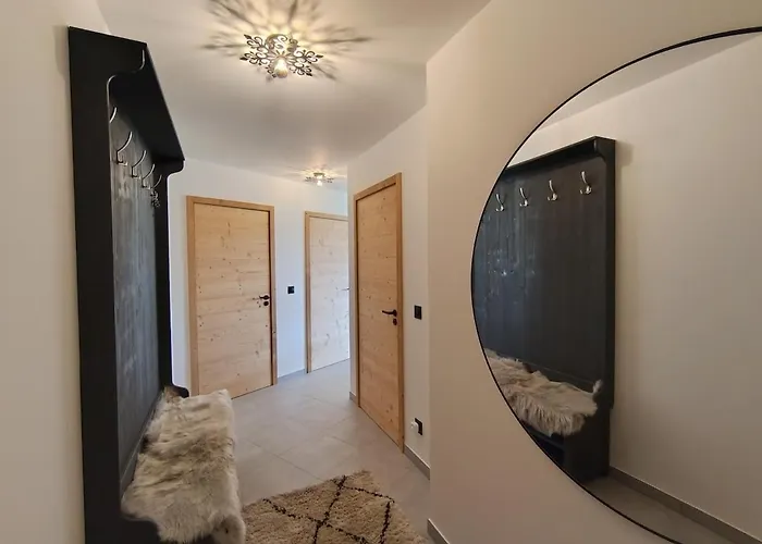 شقة New Apt, 100m From Lift *